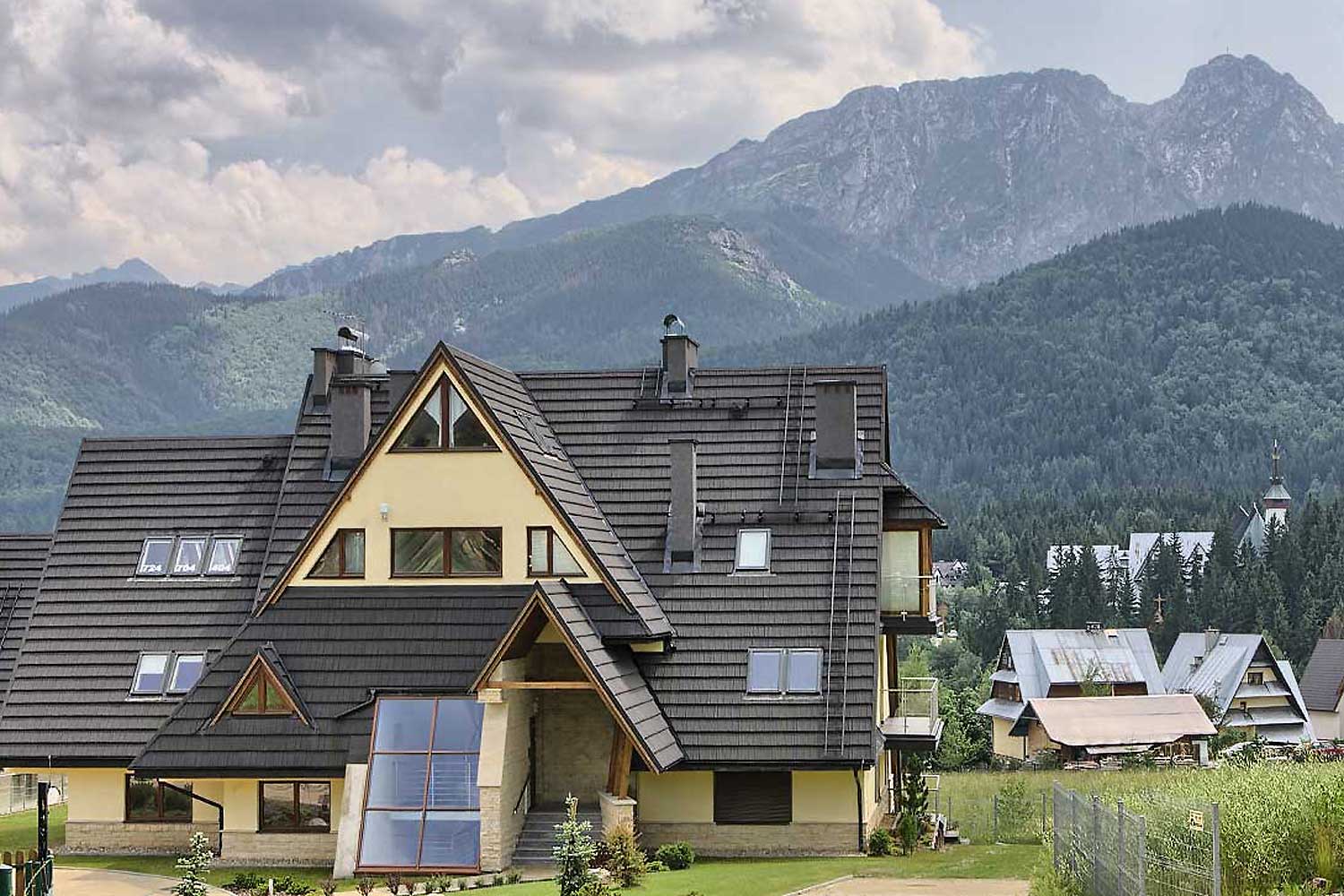 Szymoszkowa Residence with beautiful Tatra mountains landscape